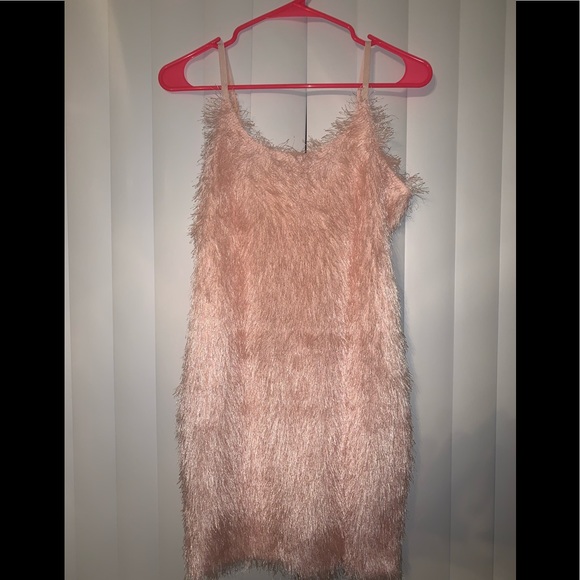 Pink dress - Picture 2 of 2